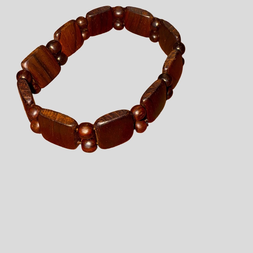 Elegant Brown Beaded Bracelet